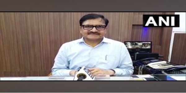 जीन्स और टी-शर्ट पहनकर ऑफिस नहीं आ सकेंगे कर्मचारी, UP के इस जिले में DM ने जारी किया आदेश