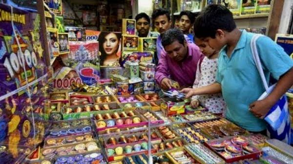 पंजाब: त्योहारी सीजन में पटाखे बेचने को लेकर जारी हुए आदेश, जानें क्‍या नियम फॉलो करने होंगे