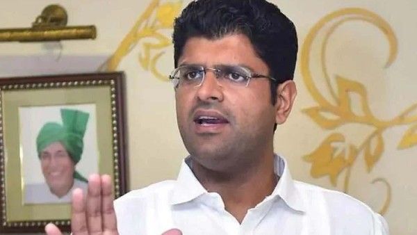 आधुनिक शिक्षा और स्वास्थ्य के क्षेत्र में योगदान के लिए भी आगे आएं खाप पंचायतें: दुष्यंत चौटाला