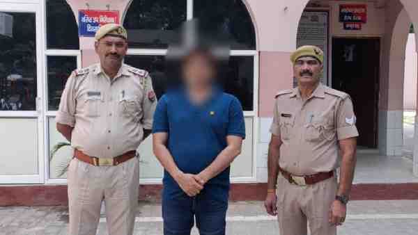 ग्रेटर नोएडा: फर्जी MBBS डॉक्टर ने खोल रखा था IVF सेंटर, इलाज कराने आई महिला की चली गई जान