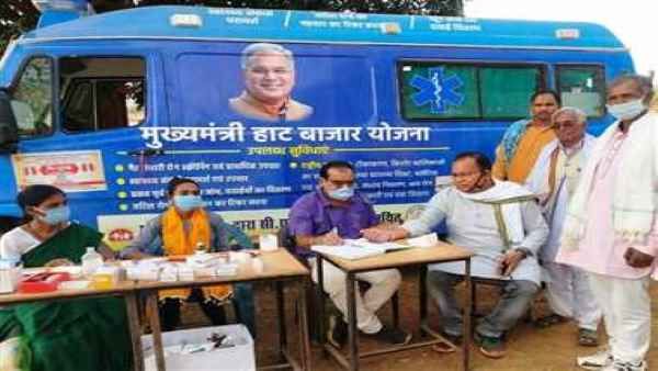 CG: सुदूर वनांचल क्षेत्रों तक पहुंची, भूपेश सरकार की हाट बाजार क्लिनिक योजना, कबीरधाम जिला बना नंबर वन