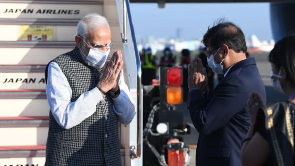 जापान के टोक्यो पहुंचे PM मोदी, शिंजो आबे के राजकीय अंतिम संस्कार में होंगे शामिल