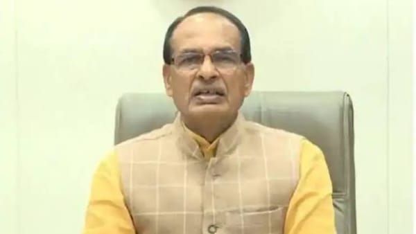 रीवा के मेधावी छात्रों को CM शिवराज देंगे बड़ा तोहफा, खाते में भेजेंगे 25 हजार रुपए, ऐसे मिलेगा लाभ