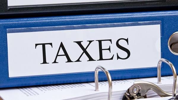 देश की सौ प्रतिशत जनता देती है टैक्स