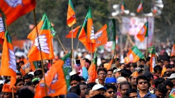इंडिया गेट से: बिहार, महाराष्ट्र और यूपी में दलित वोटर भाजपा के साथ क्यों?
