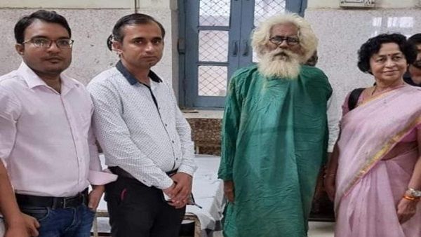 MP: वह भगवान के नाम पर भीख मांगता था, उन्होंने फ्री में करा दिया हिप रिप्लेसमेंट
