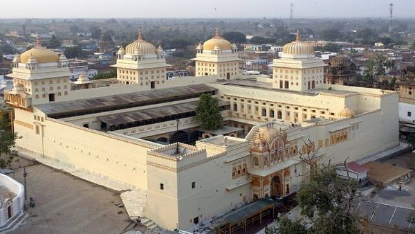 ‘ओरछा’ देश की दूसरी अयोध्या जहां ’राजा‘ के रुप में विराजे ‘श्री रामराजा सरकार’