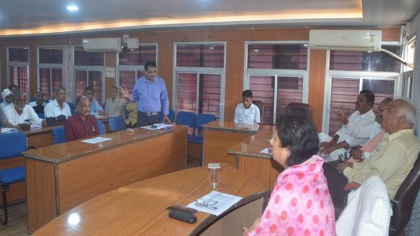 Sagar: निगम में उखडे़ अंगदों के पैर, भ्रष्ट और मुफ्तखोरों पर चला सर्जरी का चाबुक, कईयों को लूप लाइन की सजा