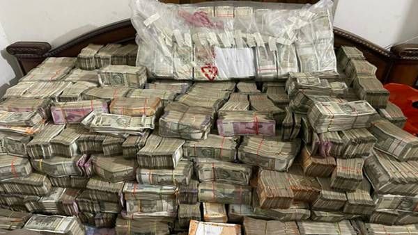 पश्चिम बंगाल: फिर बरामद हुई नोटों की बड़ी खेप, 17 करोड़ रुपए मिले, जानिए पूरा मामला