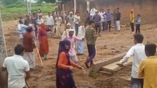 शिवपुरी में सरकारी जमीन पर कब्जे को लेकर दो गुटों मे हुआ खूनी संघर्ष, 1 की मौत 7 घायल