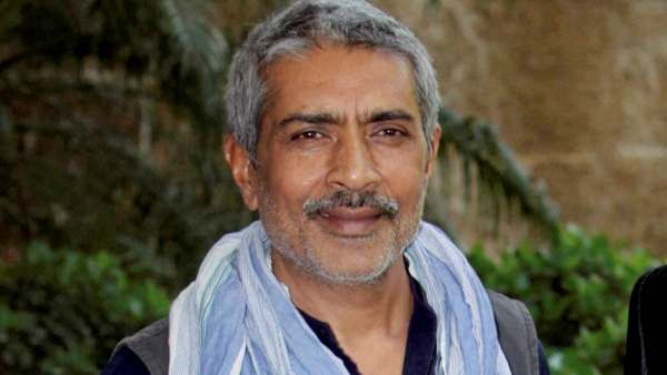 बॉलीवुड स्टार्स पर भड़के प्रकाश झा, बोले- बड़े एक्टर्स अब बेचने लगे हैं पान-गुटखा