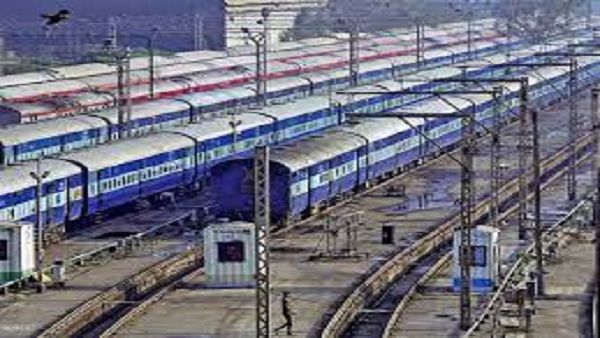 Indian Railway: 34 ट्रेनों के समय में हुआ बदलाव,जानें कब है आपकी ट्रेन