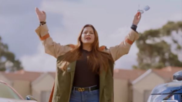 सोनाली फोगाट का आखिरी गाना सुन नम हुई फैंस की आंखें, मेकर्स ने खास तरीके से दी श्रद्धांजलि