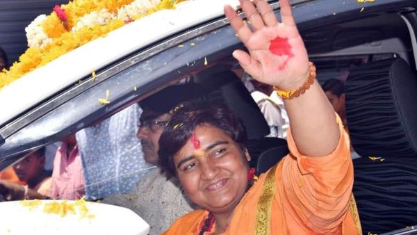 सांसद साध्वी प्रज्ञा सिंह ठाकुर ने कहा- गरबा में मुस्लिमों की एंट्री पूरी तरह से बंद हो,उनकी वस्तुएं वर्जित हो