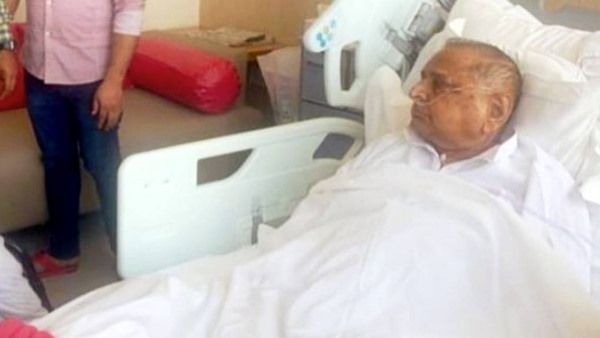 Mulayam Singh Yadav Health : अखिलेश ने कहा - नेताजी के स्वास्थ्य में हो रहा सुधार, दुआओं की जरूरत