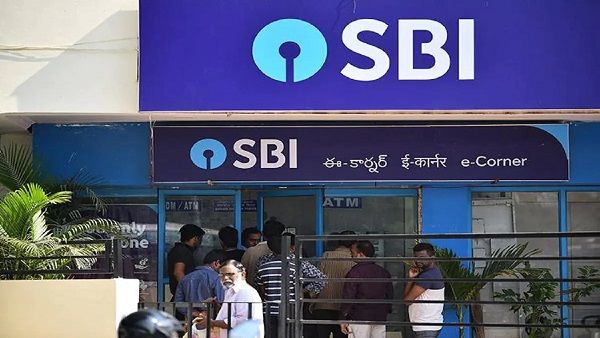 क्या आपके SBI अकाउंट से भी 147.5 रुपये डेबिट हुए? जानिए स्टेट बैंक ने आपके सेविंग अकाउंट से क्यों काटे पैसे?