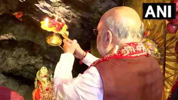 माता वैष्णो देवी के दरबार में पहुंचे केंद्रीय गृह मंत्री अमित शाह, राजोरी में जनसभा को भी करेंगे संबोधित