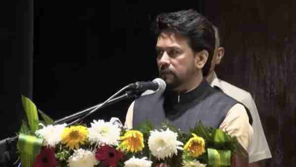 Himachal: बागियों को मनाने का जिम्मा मिला अनुराग ठाकुर को, हालत ऐसी कि न रो सकते, न ही हंस पा रहे...