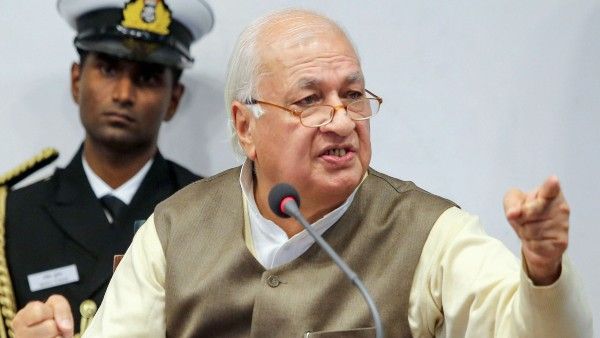 केरल: राज्यपाल आरिफ मोहम्मद खान ने दिए 9 विश्वविद्यालयों के कुलपतियों को इस्तीफा देने का निर्देश, देखें लिस्ट