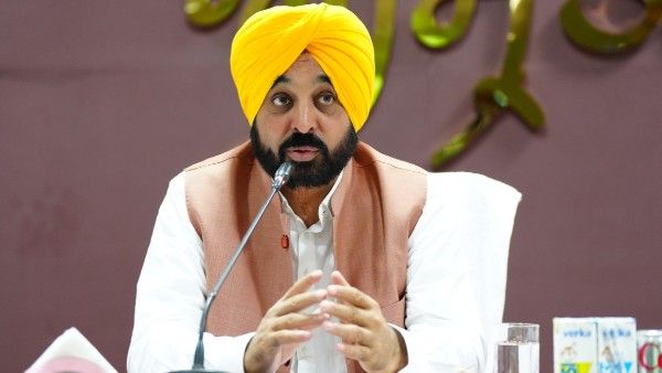 दीपावली का बड़ा तोहफा: मिनी बस ऑपरेटरों के लिए पंजाब में CM मान ने किया ये ऐलान