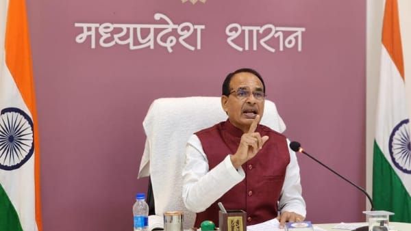 MP News : दिवाली पर CM शिवराज सिंह ने लिया संकल्प, अब लोग नहीं लगाएंगे दफ्तरों के चक्कर