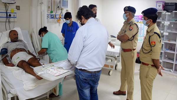 Dengue ने पुलिस को भी नहीं बख्शा, 29 पुलिसकर्मी हुए बीमार, पेशकार को लेकर CP पहुंचे अस्पताल