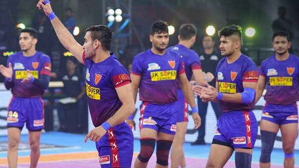 Pro Kabaddi में दंबग दिल्ली का जलवा कायम, तेलुगु टाइटंस को 46-26 से हराकर दर्ज की लगातार चौथी जीत