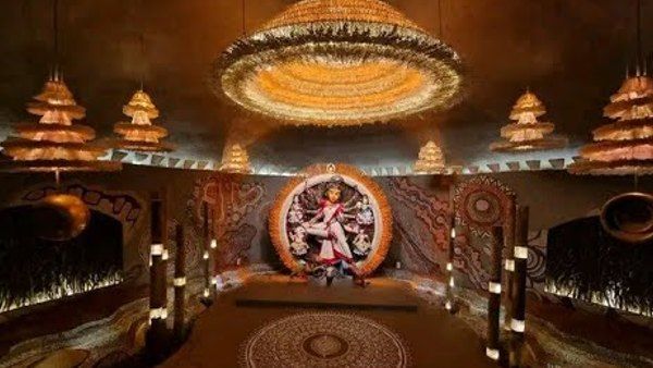 Navratri 2022: दुर्गा पूजा के साथ मिट्टी को 'जहर' से बचाने का संदेश! अनोखी तस्वीरों का करिए दीदार