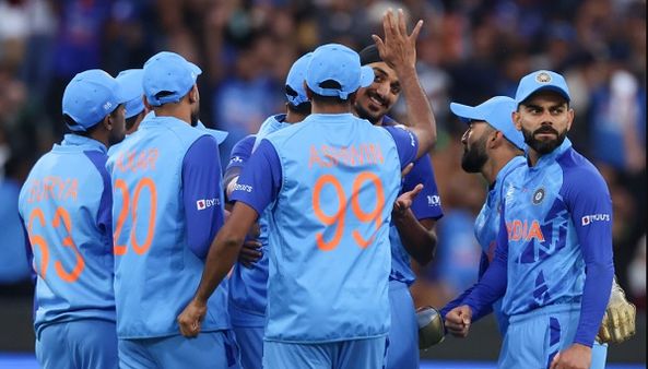 सिडनी में मिले खाने से खुश नहीं टीम इंडिया, ना अच्छा है ना गर्म, प्रैक्टिस सेशन से भी किया इंकार