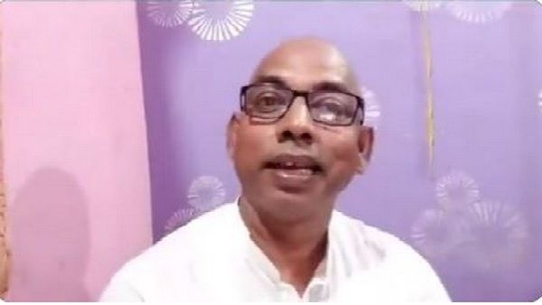 BJP MLA ने देवताओं की पूजा पर उठाया सवाल, कहा- 'लक्ष्मी पूजा से धन मिलता तो मुस्लिमों में कोई धनवान नहीं होता'