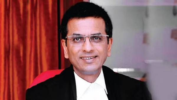 विवादों के बावजूद Justice Chandrachud ही बनेंगे चीफ जस्टिस