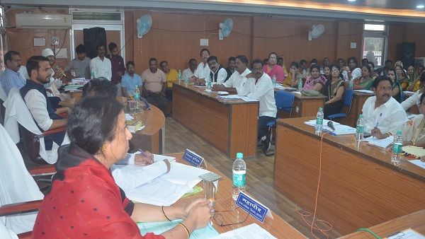 Smart City Sagar: सीवर कनेक्शन का ₹ 3000 वसूलने प्रस्ताव, जनप्रतिनिधि-अधिकारी तय करेंगे कैसे ली जाए राशि