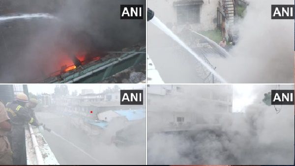 Noida Fire: नोएडा के प्लास्टिक फैक्ट्री में भीषण आग, बुझाने के लिए पहुंची 18 दमकल की गाड़ियां