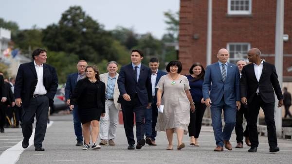 कनाडा में जल्द नौकरियों की होगी भरमार! स्थायी निवासी बनने का बेहतरीन मौका