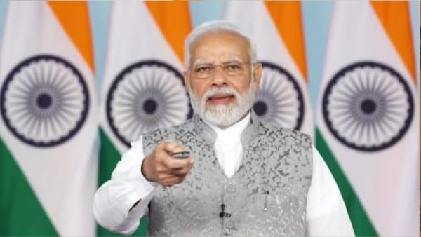 Griha Pravesh: पीएम नरेंद्र मोदी ने 4.50 लाख परिवार को कराया गृह प्रवेश, 2024 तक सबको पक्के मकान मिलेंगे