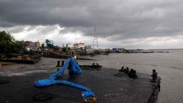 Cyclone Sitrang से सतर्क रहने की अपील, मौसम विभाग का अनुमान- पूर्वोत्तर भारत में अगले 24 घंटे में भारी बारिश