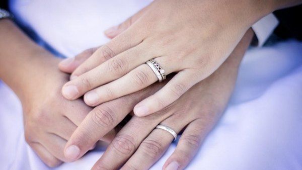 विवाहित महिला-पुरुष को कोई कानून संबंध बनाने से नहीं रोक सकता, HC ने दिया वीर्य को प्रिजर्व करने का आदेश