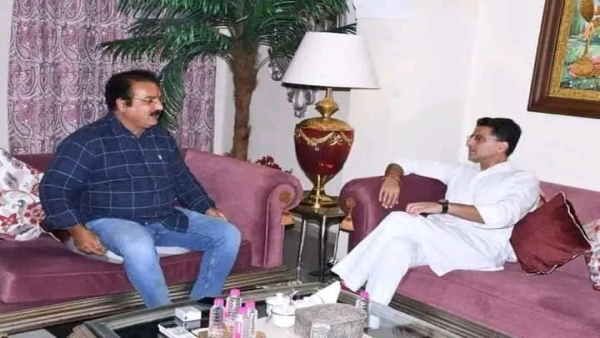 राजस्थान में सियासी संकट के बीच क्या है पायलट खाचरियावास की मुलाकात के मायने, जानिए विस्तार से