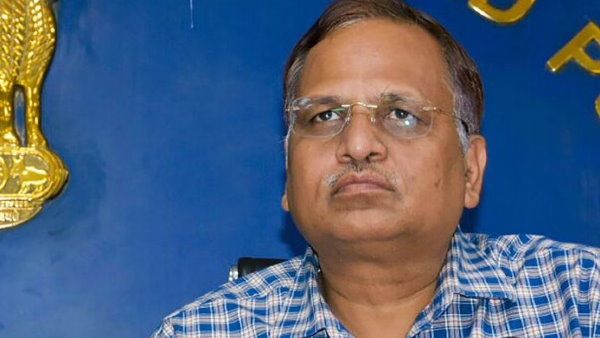 Satyendra Jain case: तिहाड़ जेल अधीक्षक पर बड़ी कार्रवाई, सुविधाएं देने के आरोप में अजीत कुमार सस्पेंड