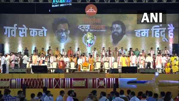 Shiv Sena Dussehra rally: उद्धव को बड़ा झटका, एकनाथ शिंदे को मिला बाल ठाकरे के बेटे जयदेव का साथ