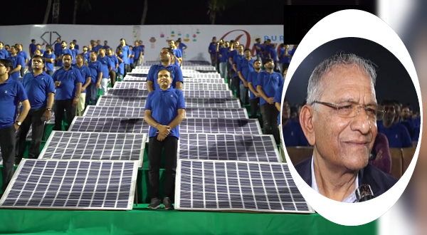Diwali Bonus: हीरा कारोबारी ने दिया अनोखा गिफ्ट, सोलर पैनल से रोशन होंगे 1000 कर्मियों के घर