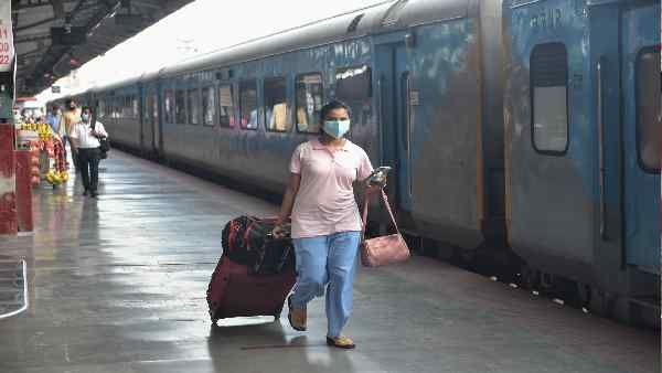 Train: जबलपुर के हवाला कारोबारी के 30 लाख रुपए उड़ाने वाले अरेस्ट, हावड़ा-मुंबई मेल में हुई थी वारदात