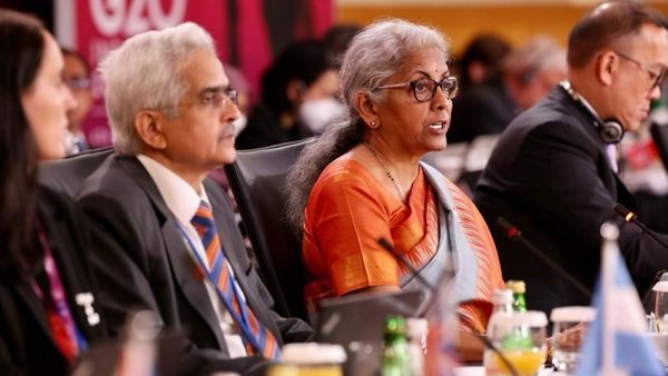 भारतीय विदेशी मुद्रा भंडार में भारी गिरावट, दो साल पीछे पहुंचे हम, इस साल 100 अरब डॉलर खत्म
