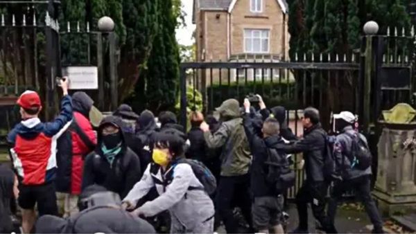 ब्रिटेन में शी जिनपिंग के खिलाफ नारे लगा रहा था हांगकांग का शख्स, चीनी अधिकारियों ने बुरी तरह पीटा