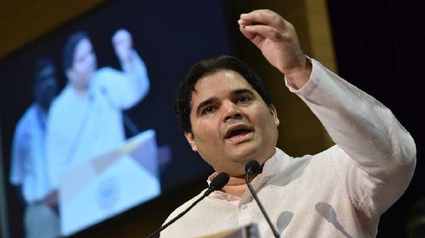 PET परीक्षार्थियों की परेशानी देख वरुण गांधी ने CM पर कसा तंज, कहा-'हवाई सर्वेक्षण से जमीनी मुद्दे नहीं दिखते'