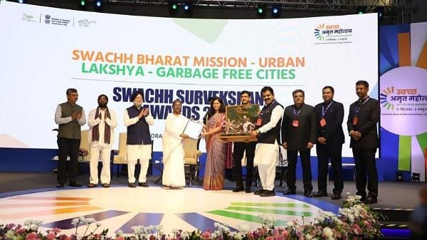 स्वच्छता सर्वेक्षण 2022 में इंदौर ने मारी बाजी, अबकी बार इस कारण मिला नंबर 1 का खिताब