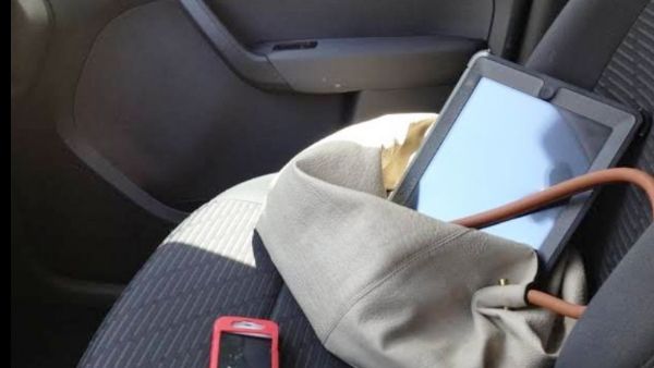 भूलकर भी कार के अंदर पर्स और लैपटॉप ना छोड़ें, वरना लग सकती है लाखों की चपत, भोपाल पुलिस कर रही जांच