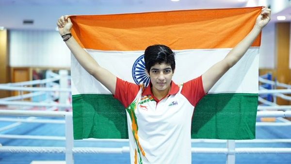 Asian Boxing Championships: रोहतक की बेटी परवीन हुड्डा ने जीता गोल्ड, मीनाक्षी ने सिल्वर पर जमाया कब्जा