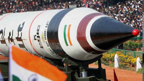 भारत ने बैलिस्टिक Agni-3 missile का किया सफल परीक्षण, 3500 किमी पर बैठे दुश्‍मन पर भेद सकती है निशाना
