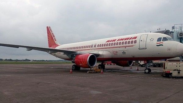 उड़ान के 12 मिनट बाद बीच रास्ते से वापस लौटी Air India की फ्लाइट, मुंबई में की इमरजेंसी लैंडिंग